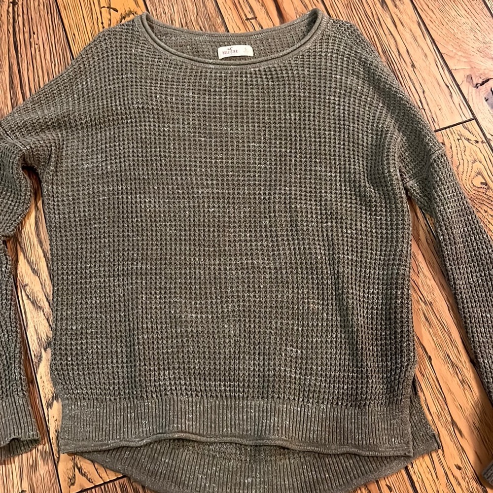 Green Hollister sweater